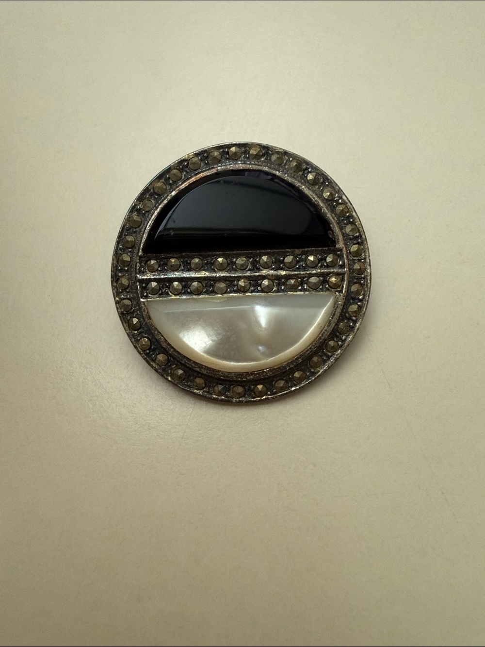 Vintage Sterling Silver Marcasite Onyx & Mother of Pearl Art Deco Brooch